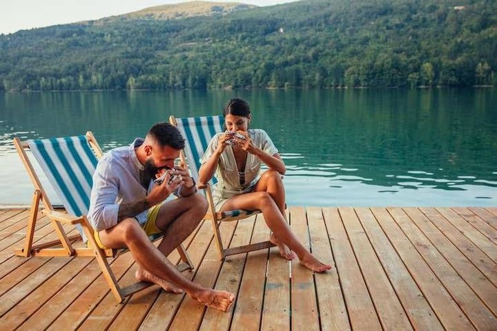 Lake-Side Holiday Experiences Guide: Activities, Scenic Locations, Stays, Seasons and Planning Tips