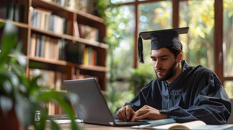 Business Administration Degree Guide: Specializations, Curriculum, Benefits and Career Options