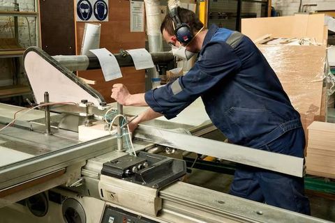 CNC Router Guide: Working Principles, Cutting Methods, Materials and Industrial Uses