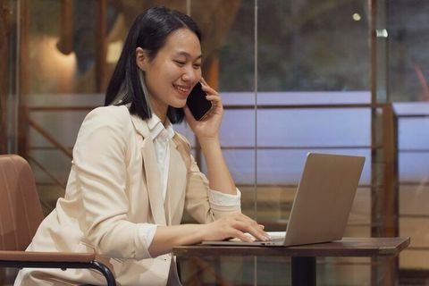 Cẩm nang làm việc tại Việt Nam: Visa lao động, giấy tờ cần thiết, hợp đồng và thủ tục xin visa
