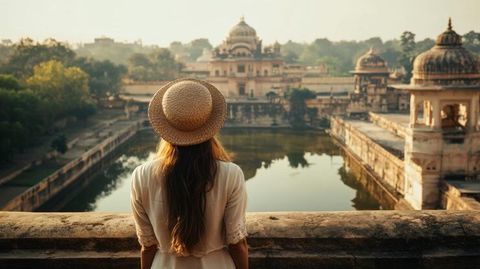 AI Hotel Search Guide: Tools, Search Features, Booking Factors, Benefits and Travel Planning