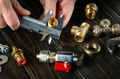 Hydraulic System Guide: Types, Pumps, Valves, Cylinders and Operating Methods