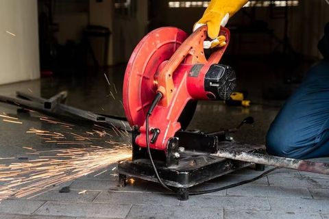 Concrete Mixers Guide: Designs, Mixing Methods, Capacity, Applications and Key Features