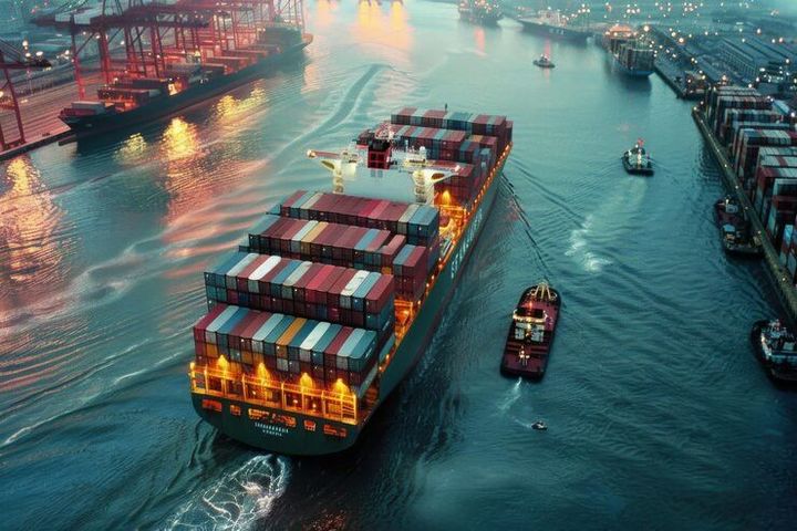 Marine Cargo Logistics Guide: Freight Operations, Port Handling, Documentation and Delivery Processes